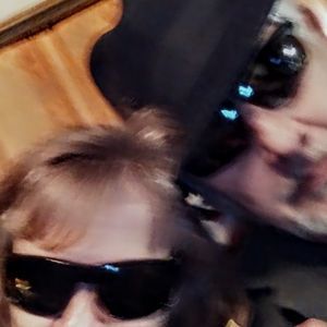 Meet your Posher, Grant